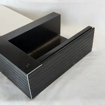 Extrusion detail